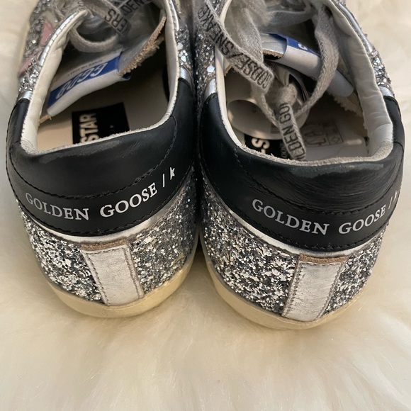 Golden Goose Superstar distressed metallic glittered leather sneakers - Picture 5 of 7